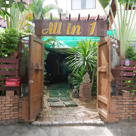 All In 1 Guesthouse Chiang Mai Ngoại thất bức ảnh