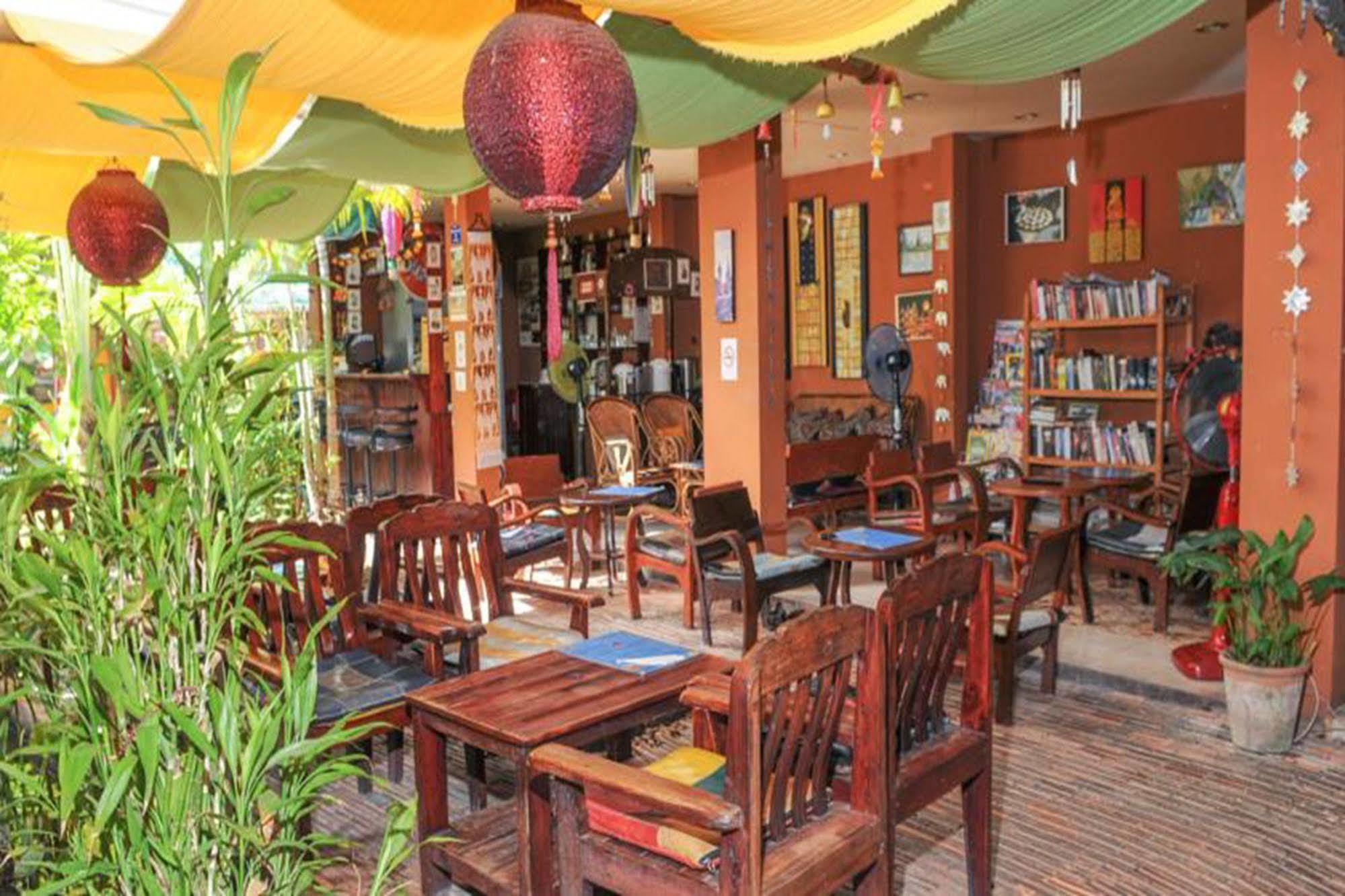 All In 1 Guesthouse Chiang Mai Ngoại thất bức ảnh