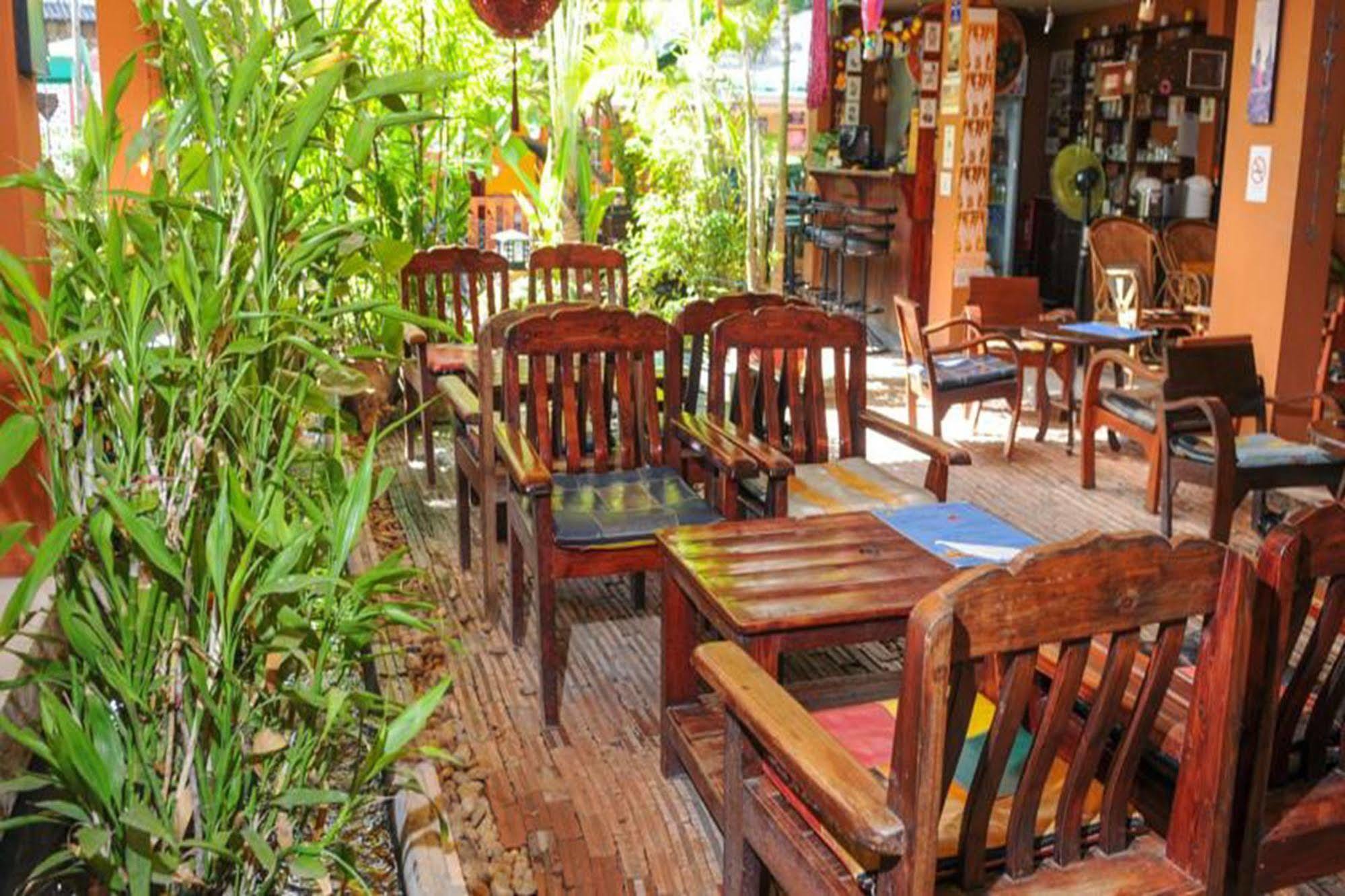 All In 1 Guesthouse Chiang Mai Ngoại thất bức ảnh