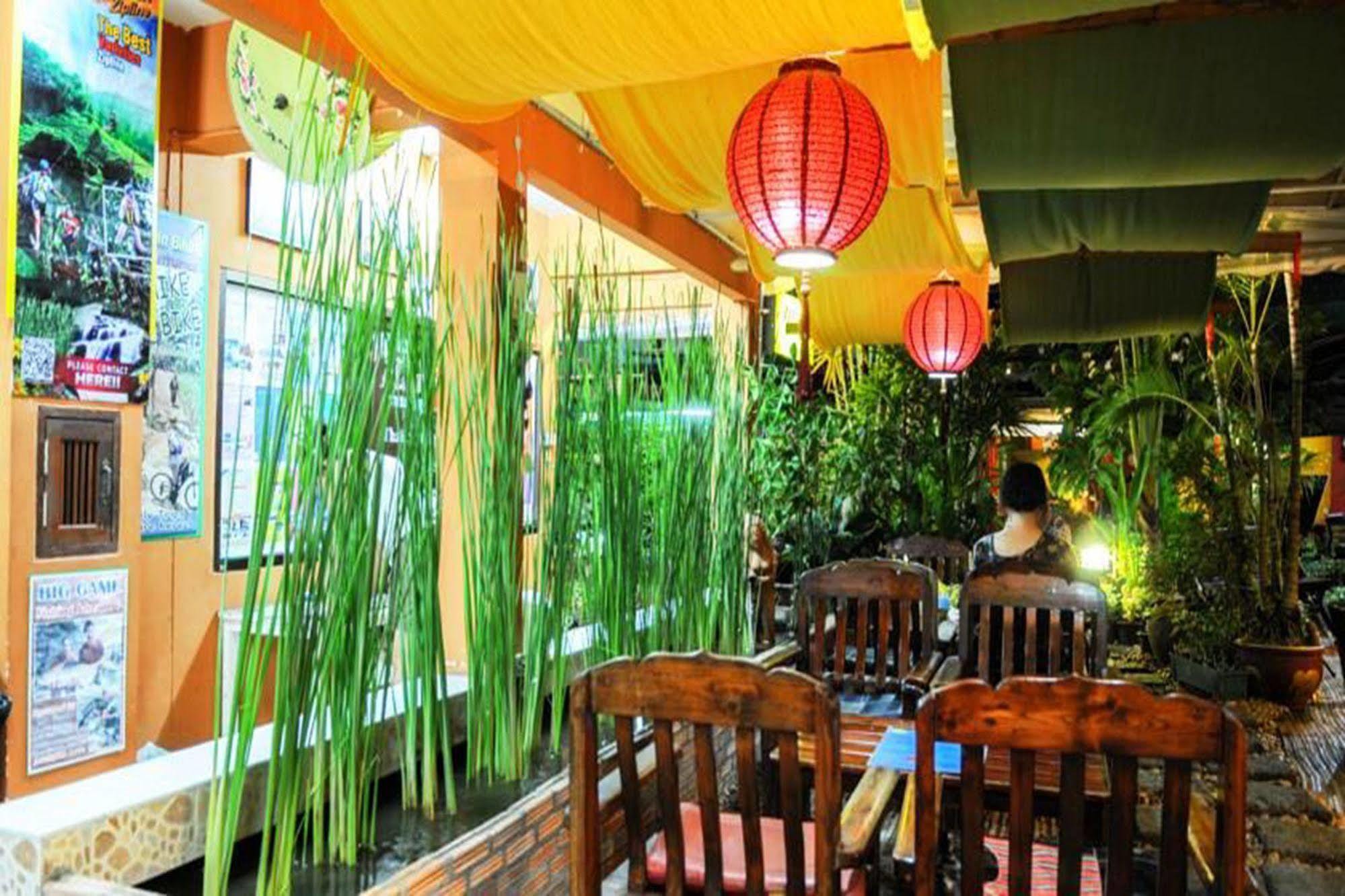 All In 1 Guesthouse Chiang Mai Ngoại thất bức ảnh