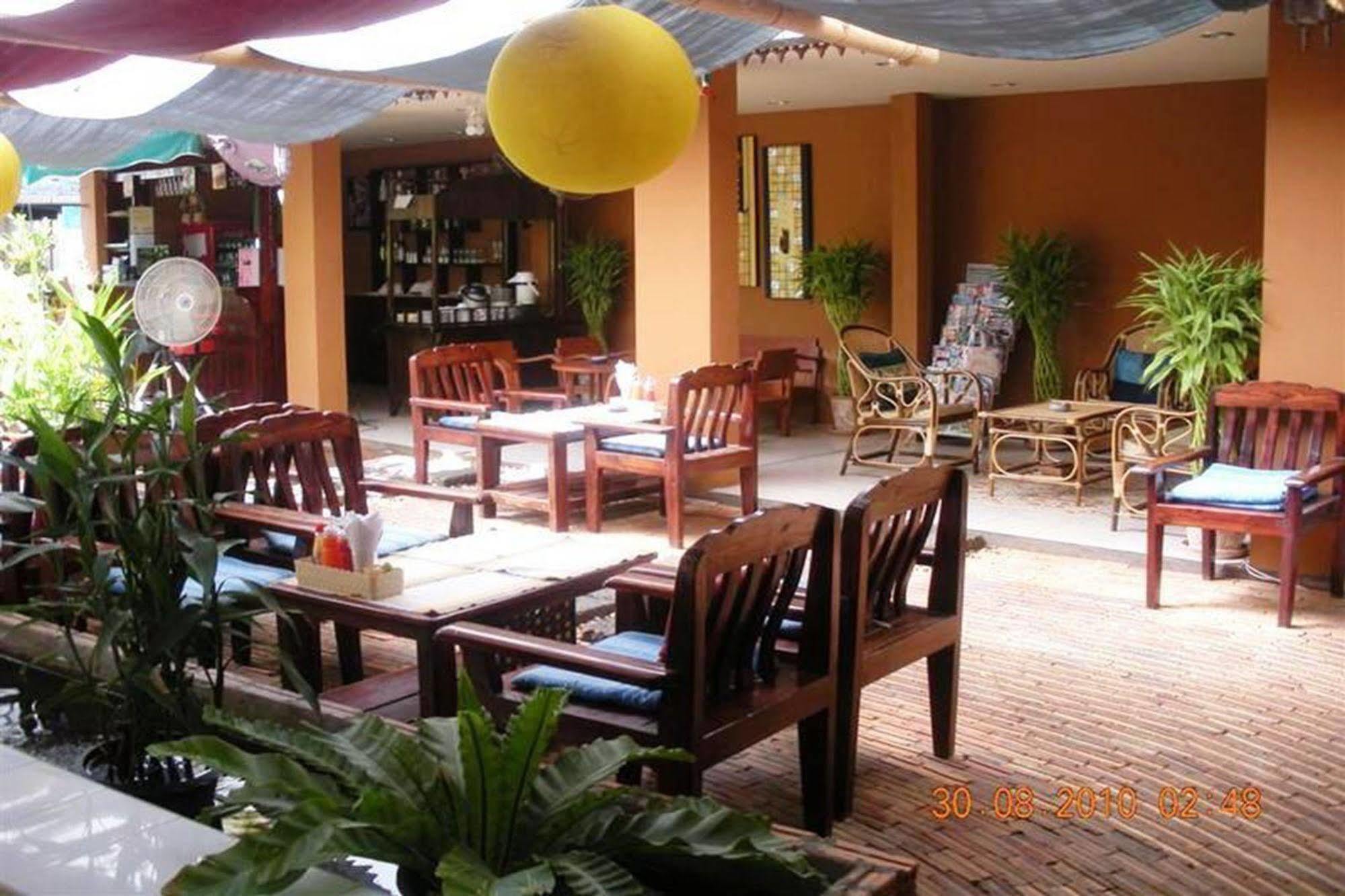 All In 1 Guesthouse Chiang Mai Ngoại thất bức ảnh